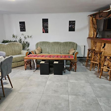 Casa De Vacanta Marin Arpasu de Sus ภายนอก รูปภาพ